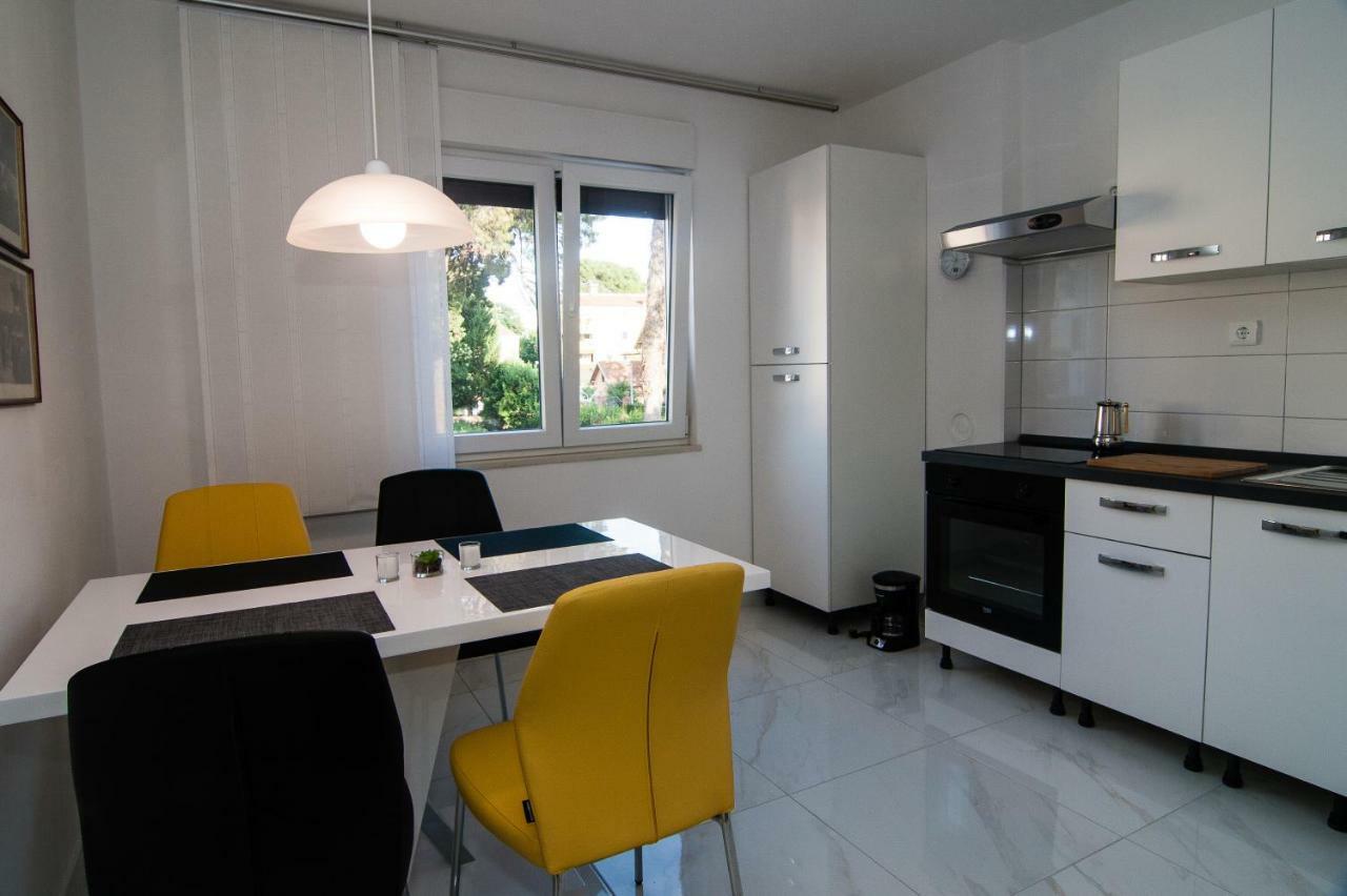 New Renovated Apartment 15 Min From Beach On Foot Pula Exteriér fotografie